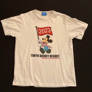 Tokyo Disney Resort 2023 Mickey Mouse White Tee Shirt Mens Size Medium